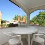 Apartament Radovan *